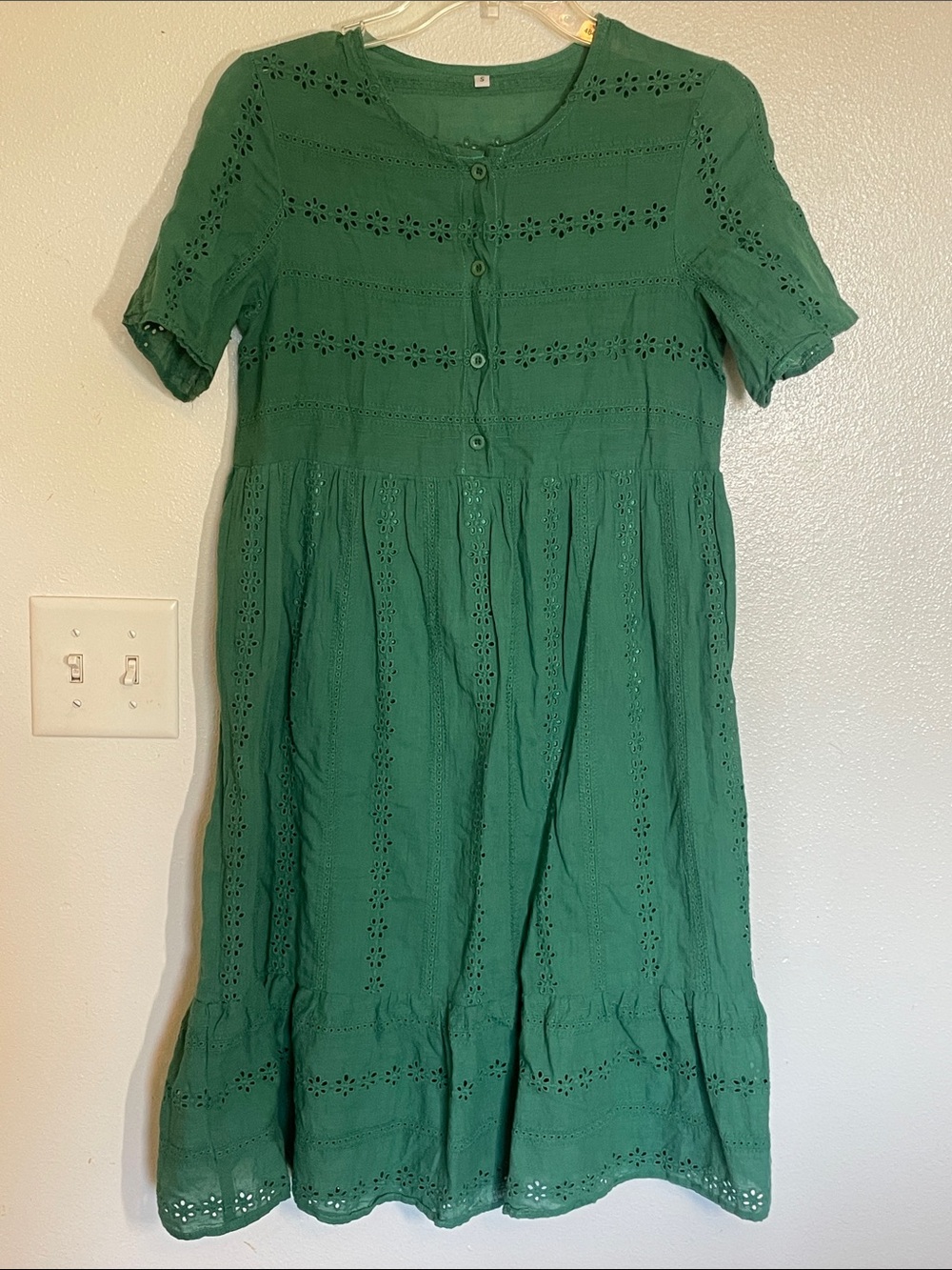 Source Unknown Emerald Green Eyelet Button-Front Midi Dress